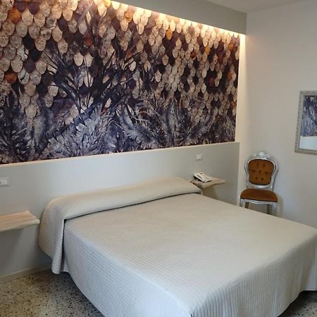 Hotel Atlantico Кастильончелло Экстерьер фото