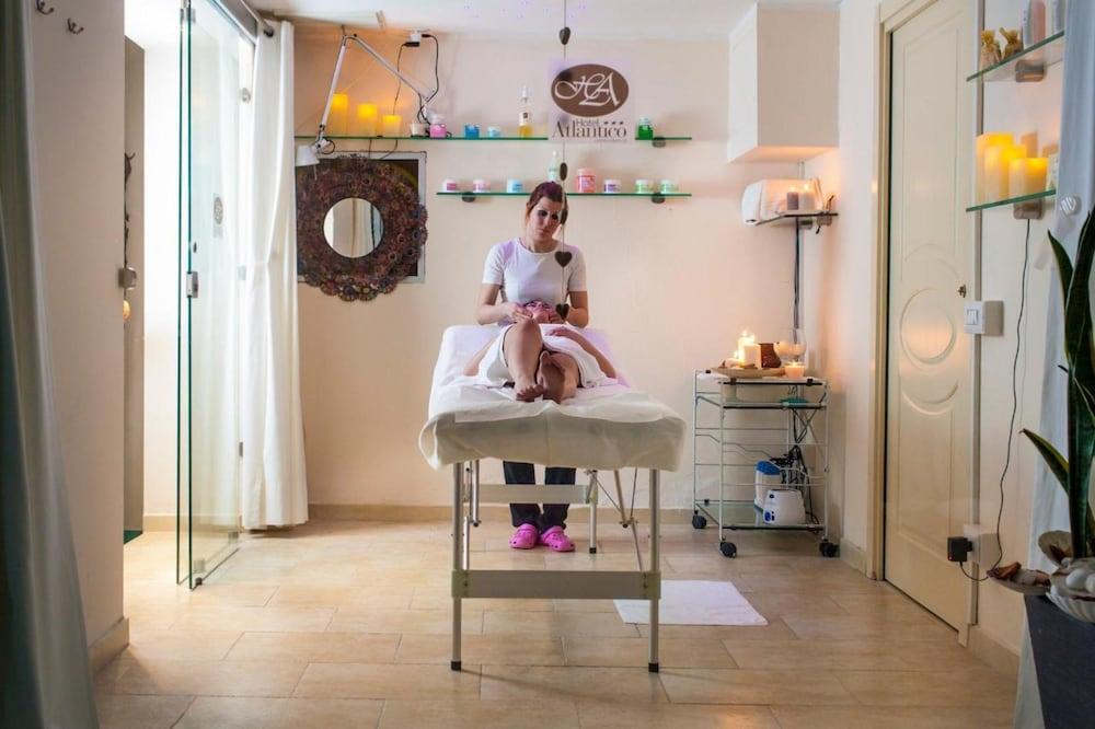 Hotel Atlantico Кастильончелло Экстерьер фото