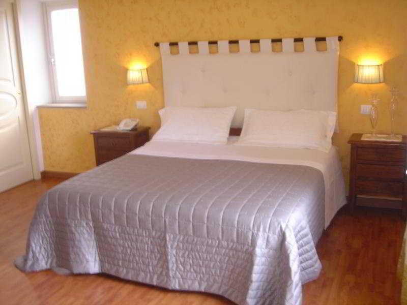 Hotel Atlantico Кастильончелло Экстерьер фото