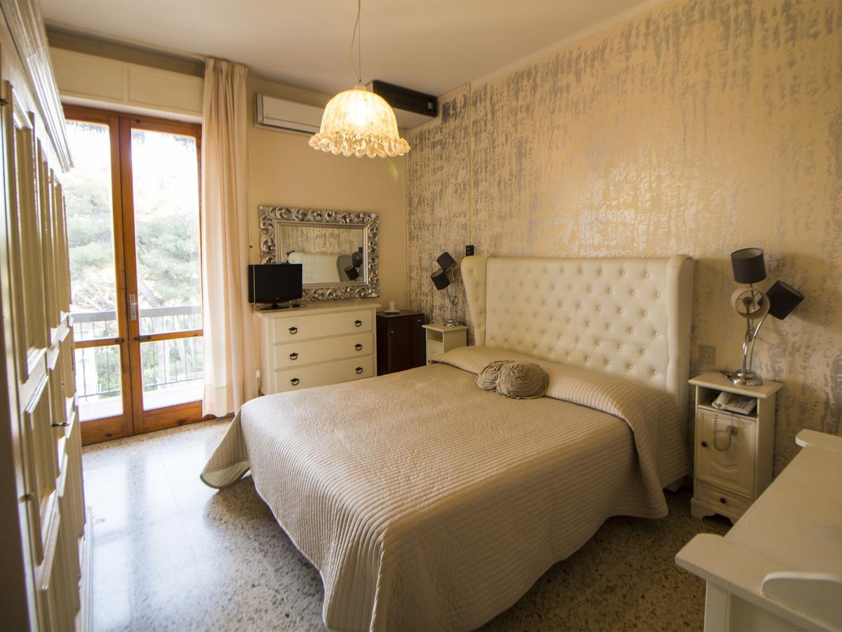 Hotel Atlantico Кастильончелло Экстерьер фото