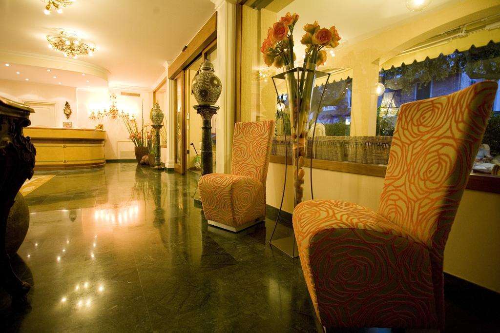 Hotel Atlantico Кастильончелло Интерьер фото